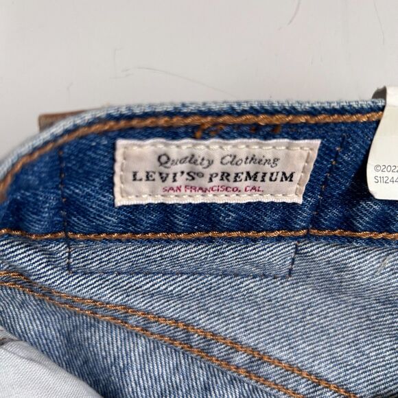 Levi’s Women’s 501 Premium Distressed Jeans W26 L26 High Rise Button Fly Raw Hem - Picture 7 of 9